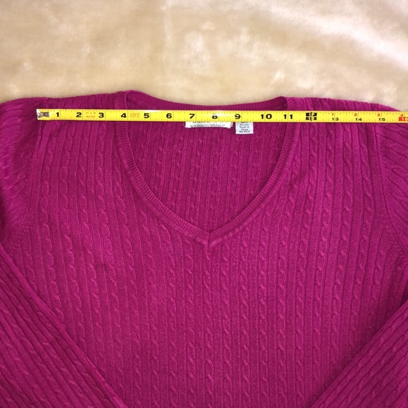 Luxe by Designers Original Sweater - Picture 5 of 7